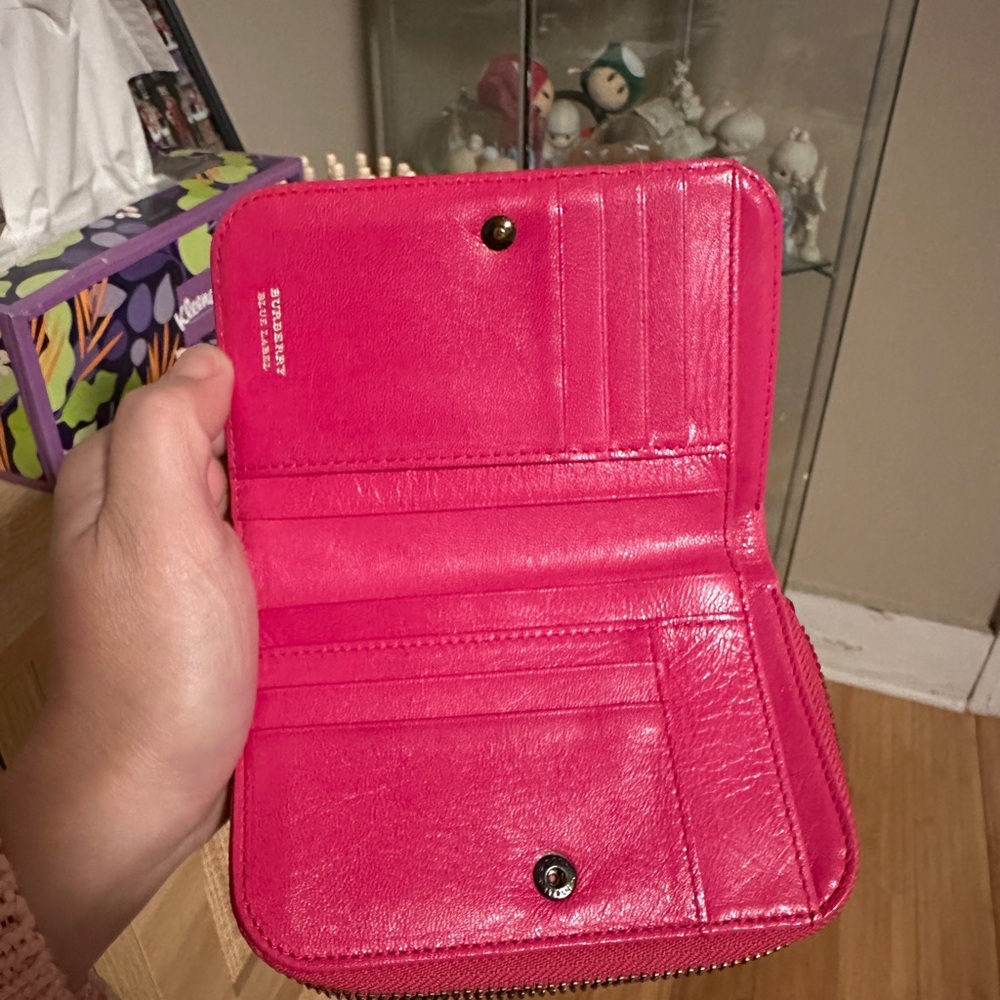 ❌ SOLD ❌ Burberry Blue Label Pink Quilted Women's Wallet - Picture 9 of 11